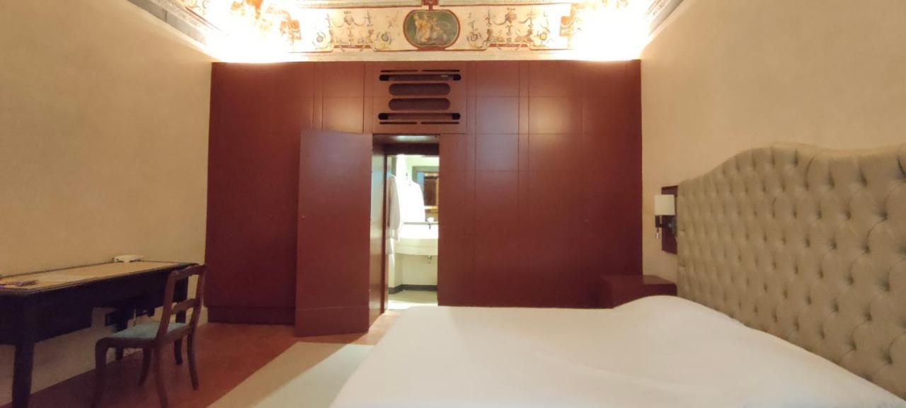Luxury Frescoed In The Center * Florencia